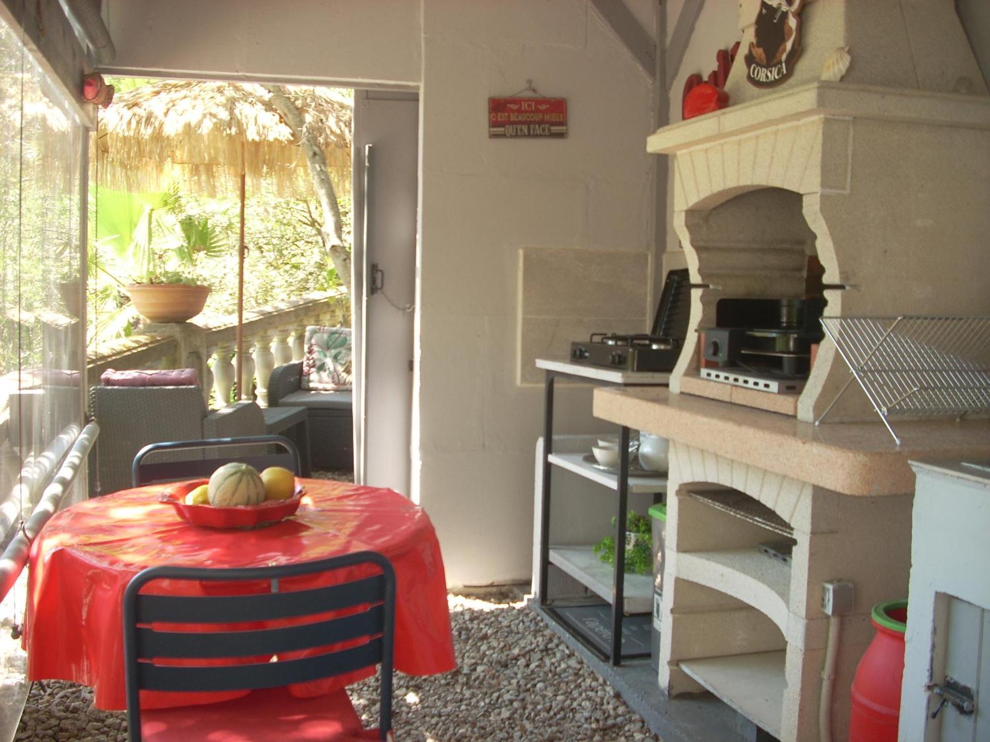 Chambre Independante Climatisee, Cuisine D'Ete, Piscine Sartene  Bagian luar foto